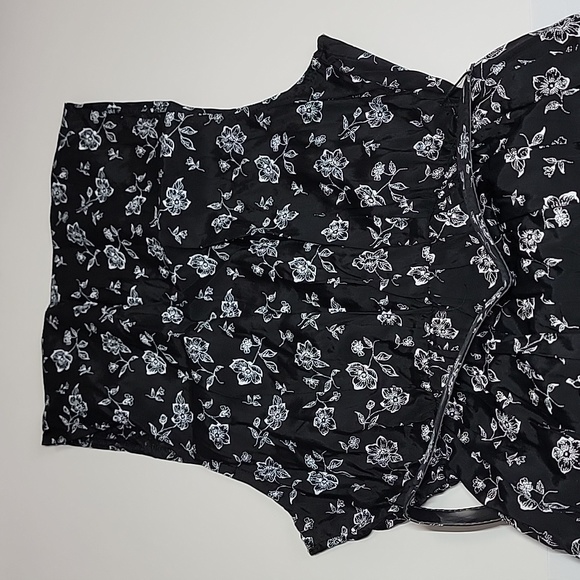 PERI PETITES FLORAL PRINT BLACK  DRESS/SIZE  6 - Picture 10 of 17